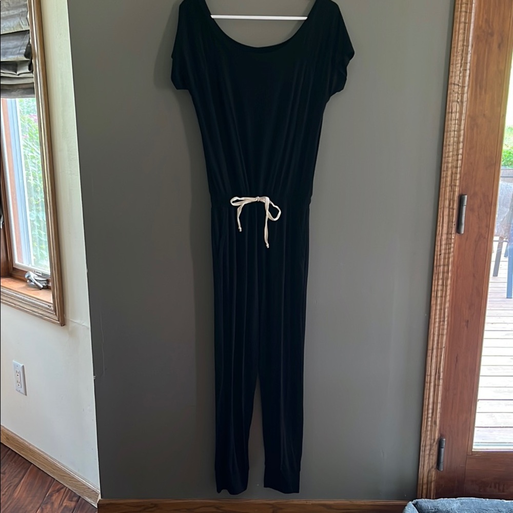 Elan Black Jumpsuit with Pockets, Relaxed Silhouette